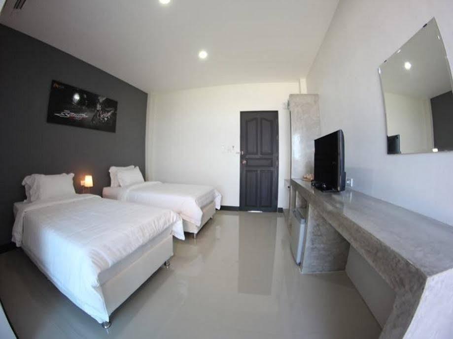 לואי Plus Hotel מראה חיצוני תמונה