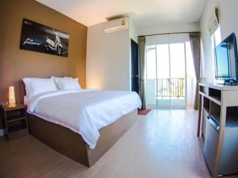 לואי Plus Hotel מראה חיצוני תמונה