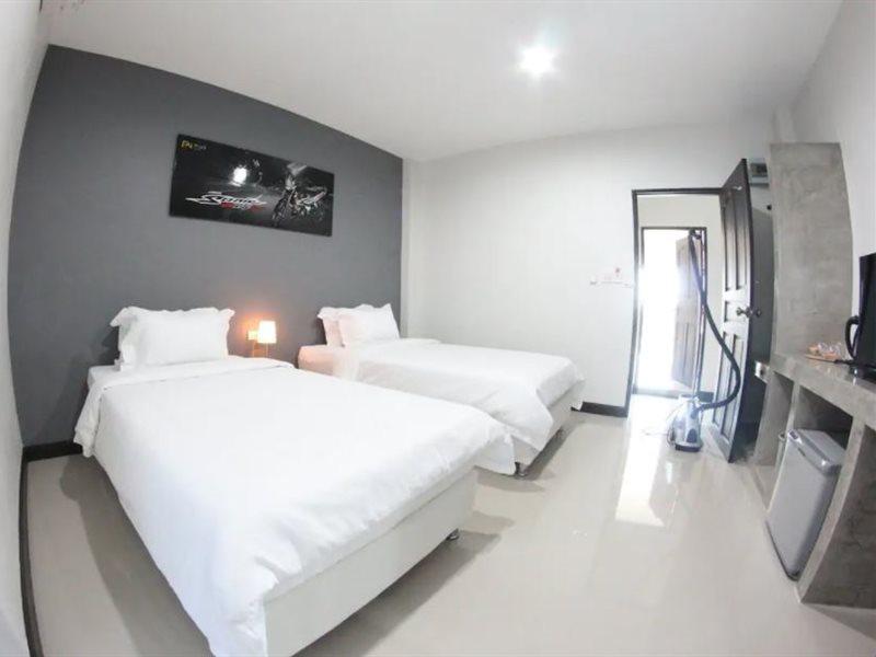 לואי Plus Hotel מראה חיצוני תמונה
